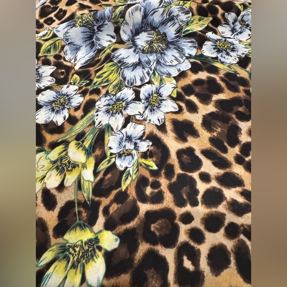WHBM Elegant Leopard Floral Print Mini  Dress - Picture 2 of 4